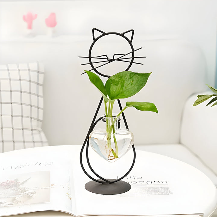 AquaPurr Vase - Hydroponic Glass Heart Vase with Cat-Shaped Holder | Stornfield