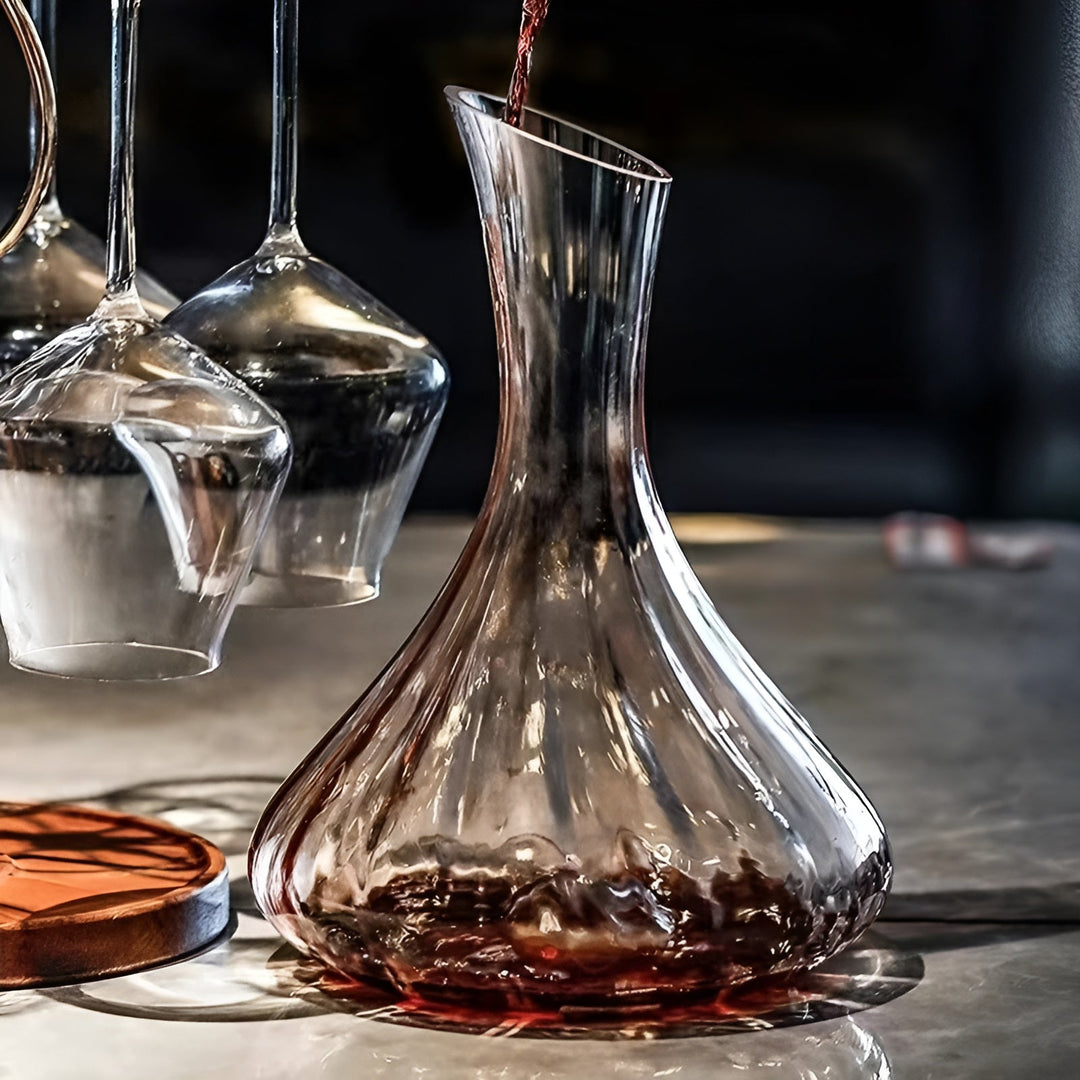 Compact wine decanter made of glass – Spill-proof and portaStornfielde | Ideal for travel | Stornfield