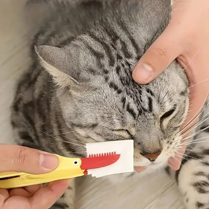 Pet Eye Comb: Gentle Care for Clean & Healthy Eyes Stornfield