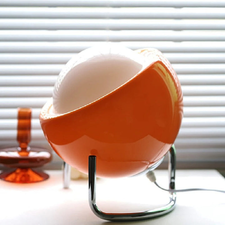 Stornfield | Bauhaus-style glass table lamp for an artistic ambiance