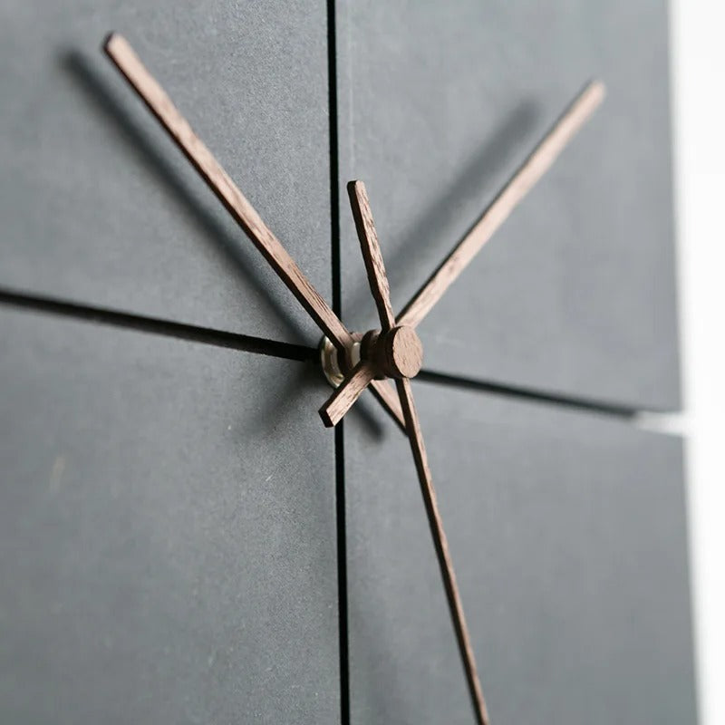 AuraSphere – Minimalist Wall Clock with Silent Quartz Movement | Stornfield