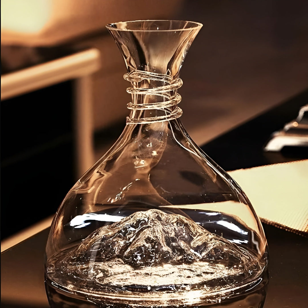 Crystal glass wine decanter – Quick aeration & creative design | Perfect for home and the bar | Stornfield
