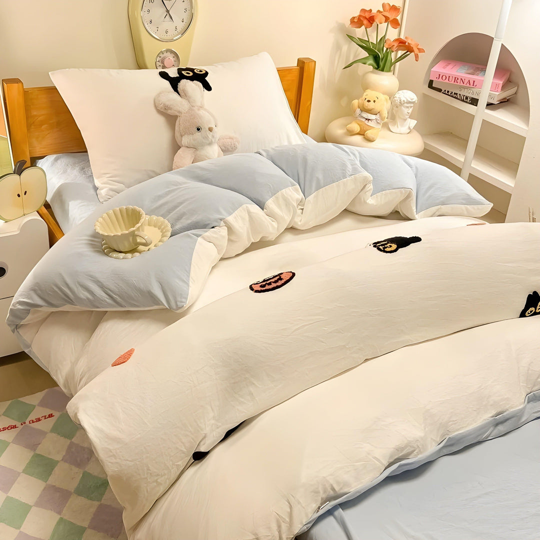 CloudComfort Bedding Set - Comfortable and Skin-Friendly Lucky Cat Bedding | Stornfield
