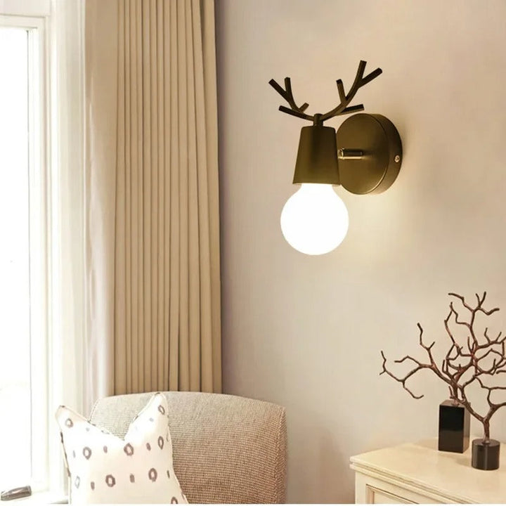 Deer Antler Wall Bedside Lamp Sconce in Nordic Style Design | Stornfield