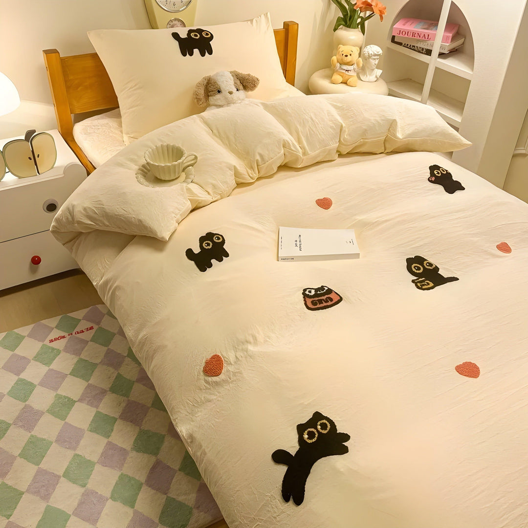 CloudComfort Bedding Set - Comfortable and Skin-Friendly Lucky Cat Bedding | Stornfield