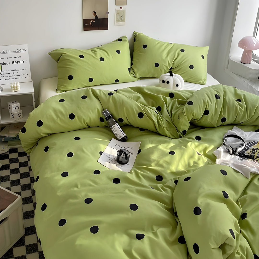 PureLoom Bedding Set - Modern skin-friendly bedding set (1 duvet + 1 flat sheet + 2 pillowcases) | Stornfield