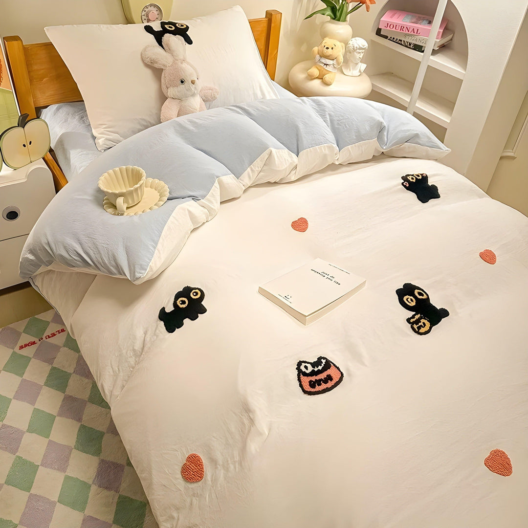 CloudComfort Bedding Set - Comfortable and Skin-Friendly Lucky Cat Bedding | Stornfield