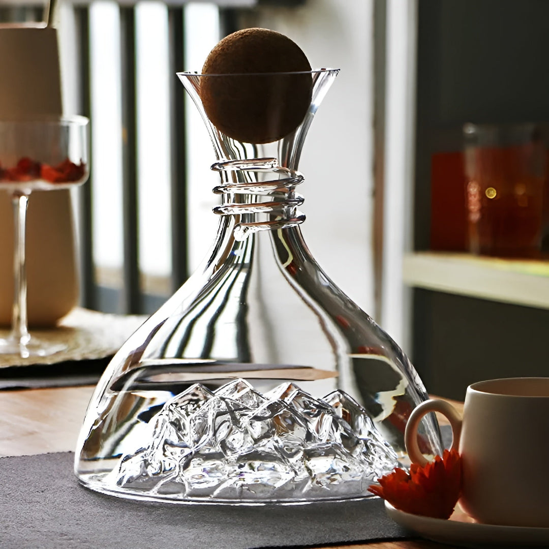 Crystal glass wine decanter – Quick aeration & creative design | Perfect for home and the bar | Stornfield