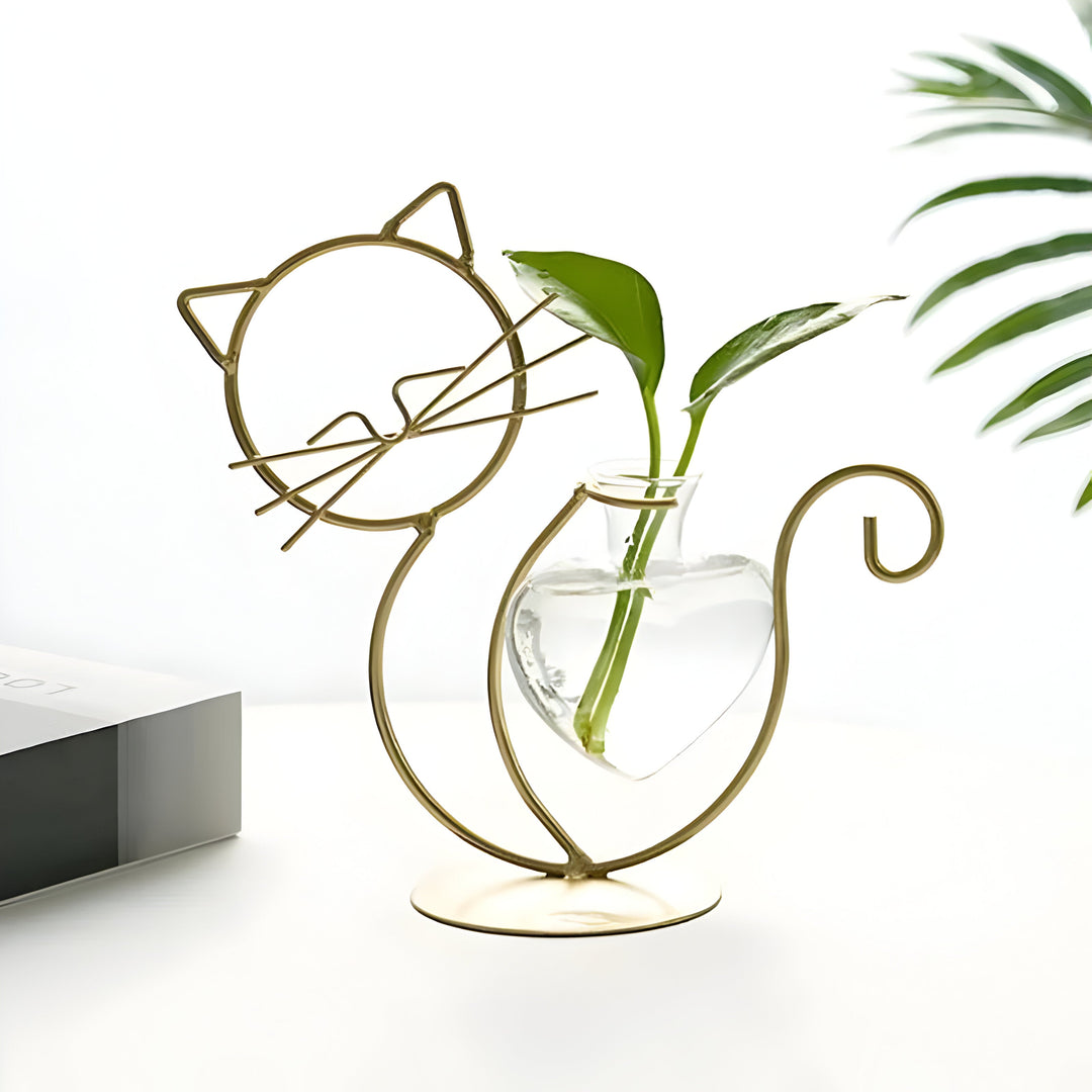 AquaPurr Vase - Hydroponic Glass Heart Vase with Cat-Shaped Holder | Stornfield