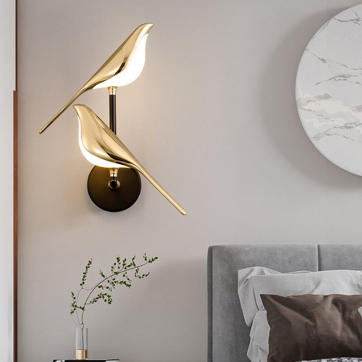 Scandinavian LED wall lamp with bird motif - Modern decorative wall light for stylish wall lighting | Stornfield