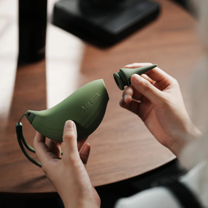 Manual Bird Air Blower Dust Cleaner Multi-Purpose Coffee Cleaning Tool | Stornfield
