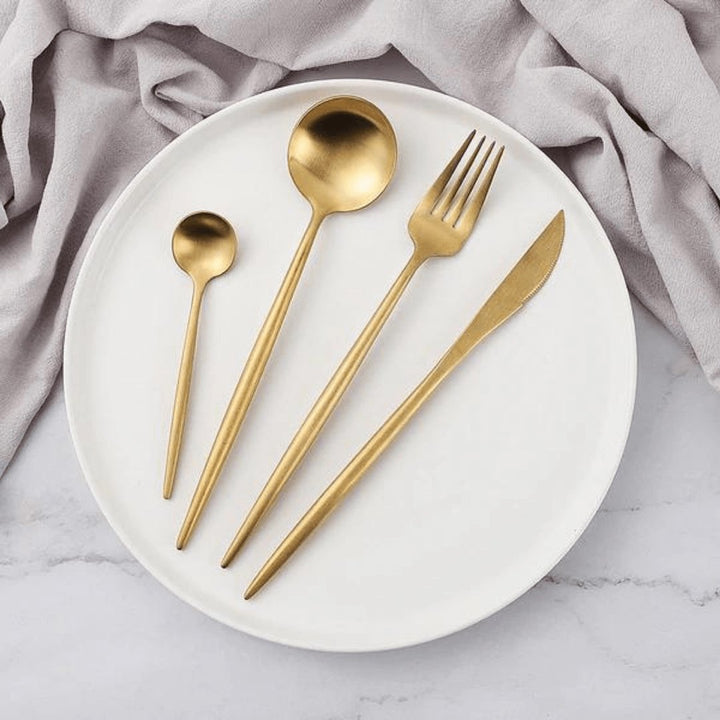VédaTable 24-Piece Dinner Set – Modern Stainless Steel Elegance | Stornfield