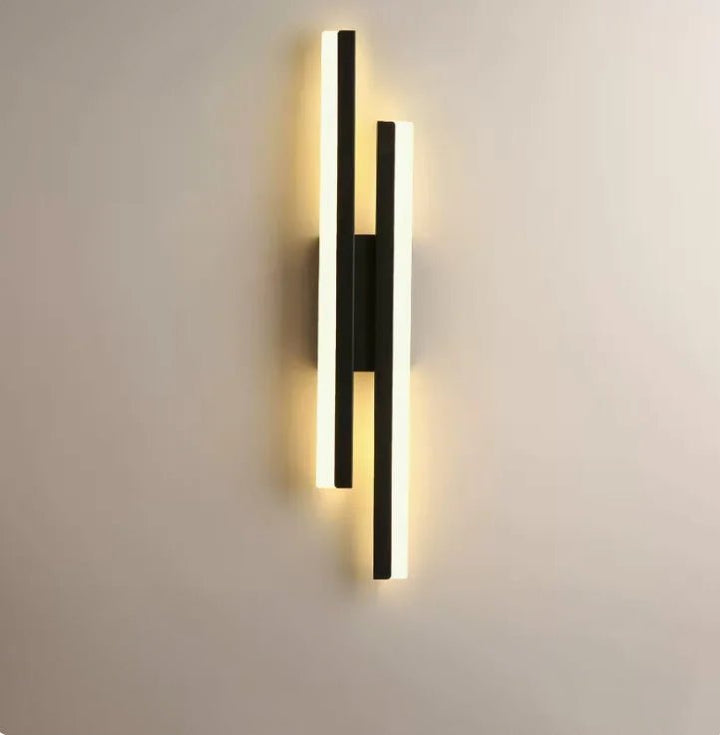 Stornfield | Modern LED wall light to elegantly illuminate your interior