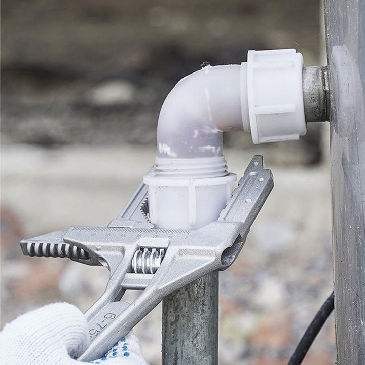 Multifunctional bathroom key tool | Stornfield