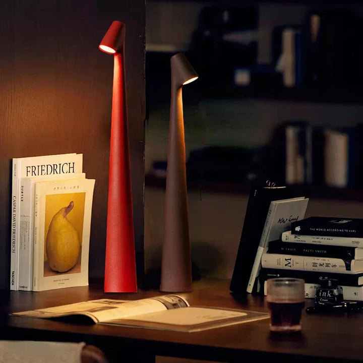 Stylish table lamp - wireless | Stornfield
