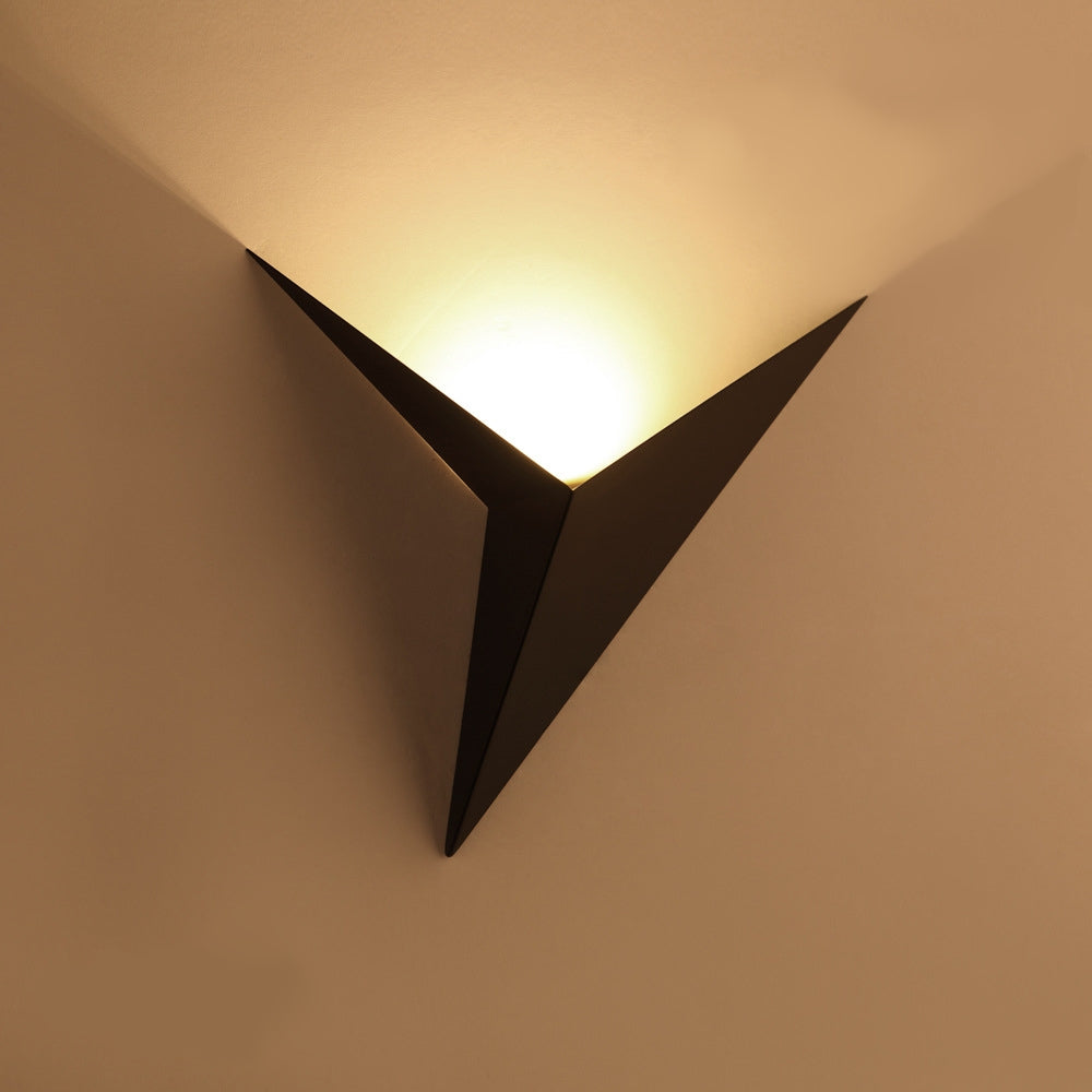 Modern Triangular Wall Lamp - TrigoLux | Stornfield
