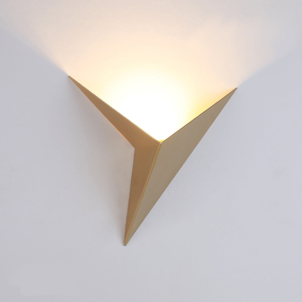 Modern Triangular Wall Lamp - TrigoLux | Stornfield