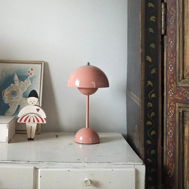 Stornfield | Add a touch of retro charm to your home with this lamp