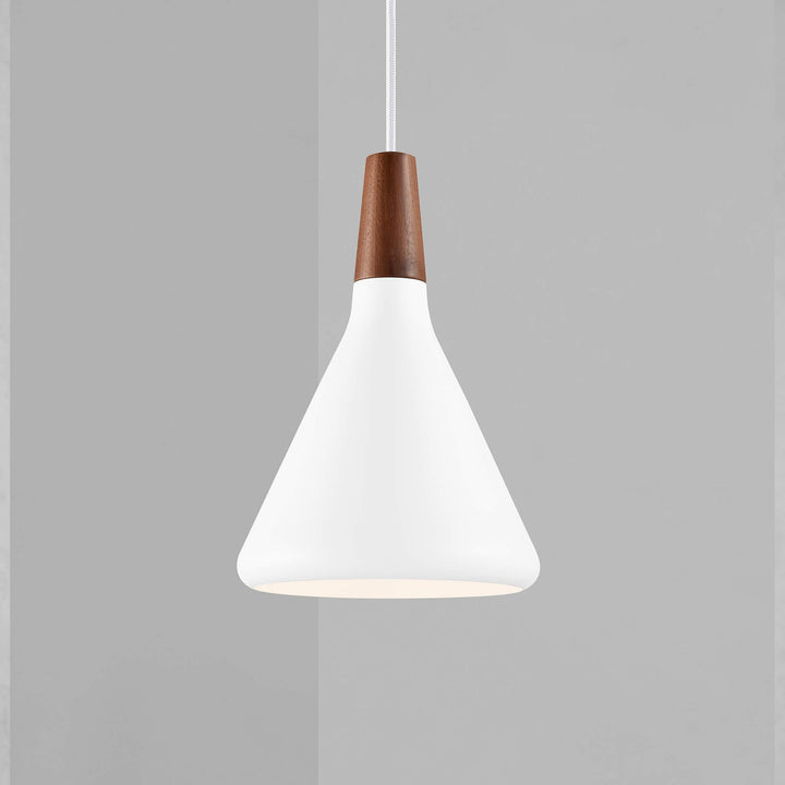Arren Pendant Lamp Modern Conical Design | Stornfield