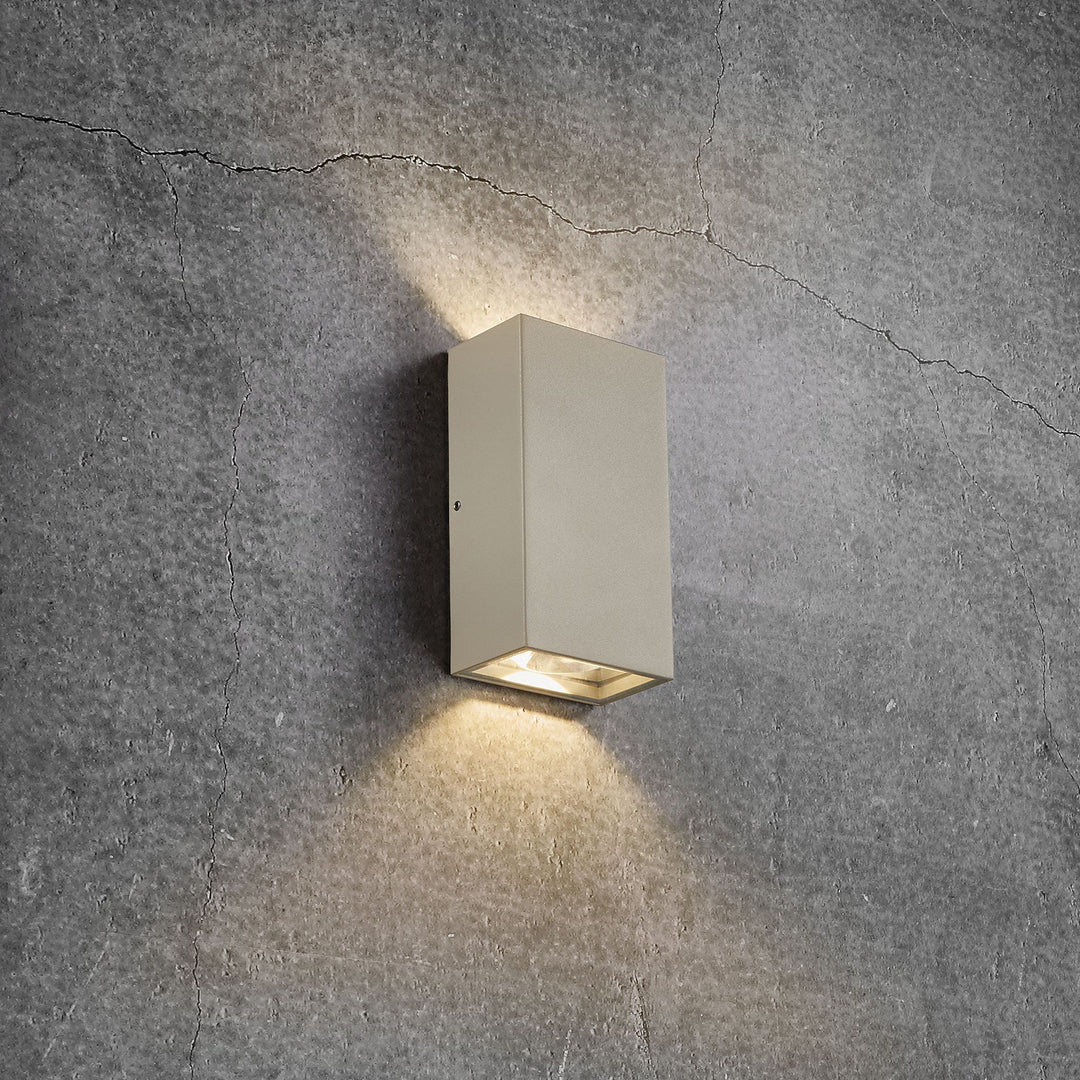 Cyrus LED Wall Lamp DimmaStornfielde | Stornfield