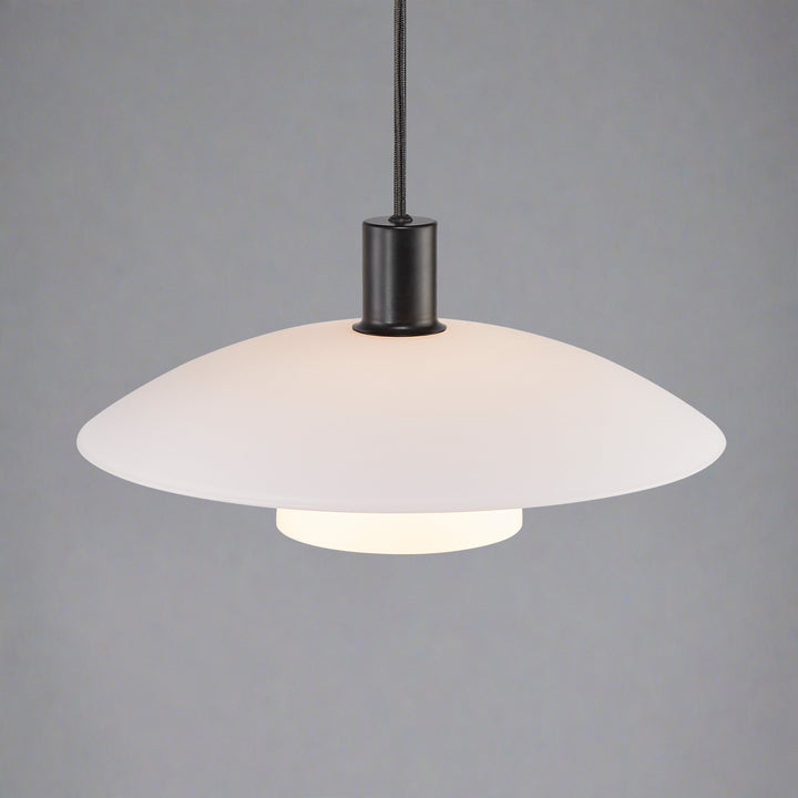 Ezri Pendant Lamp Classic Scandinavian Design | Stornfield