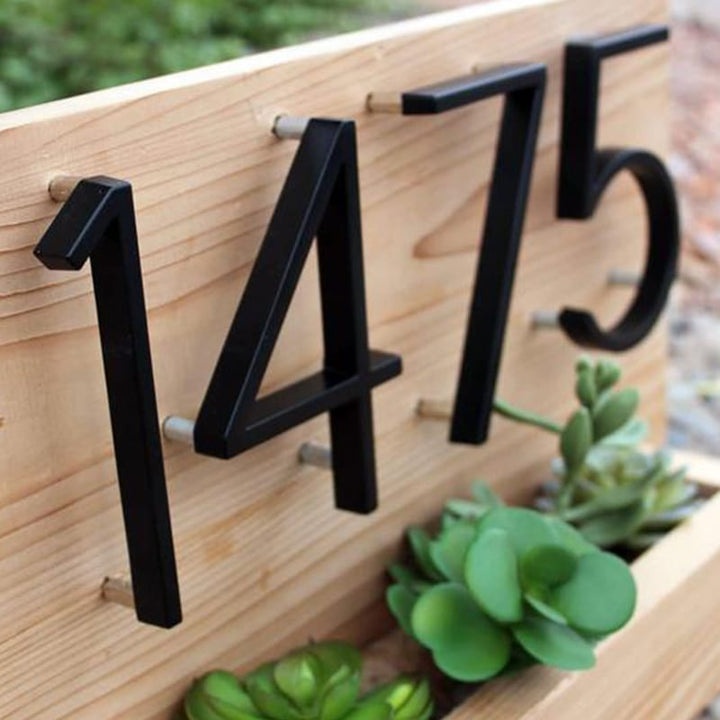 Stornfield | Black House Numbers