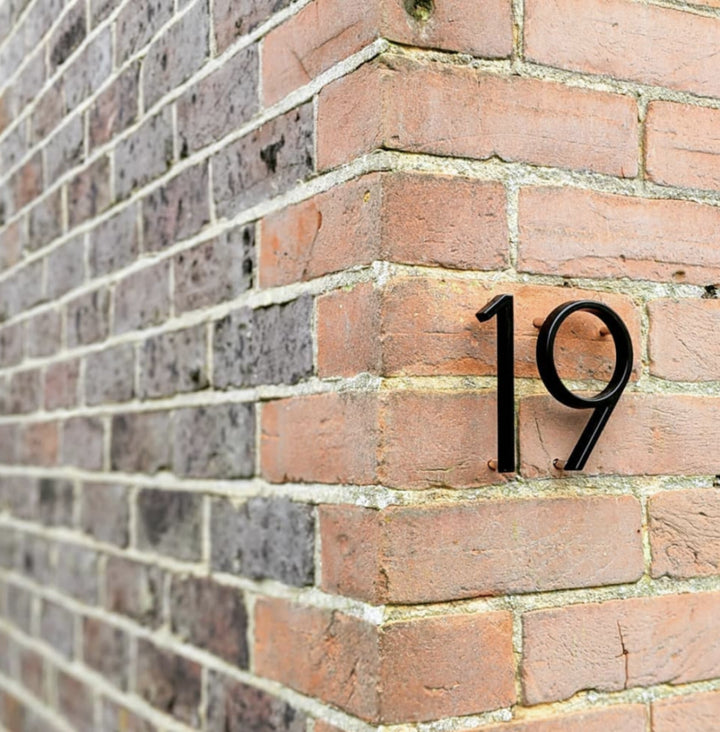 Stornfield | Black House Numbers
