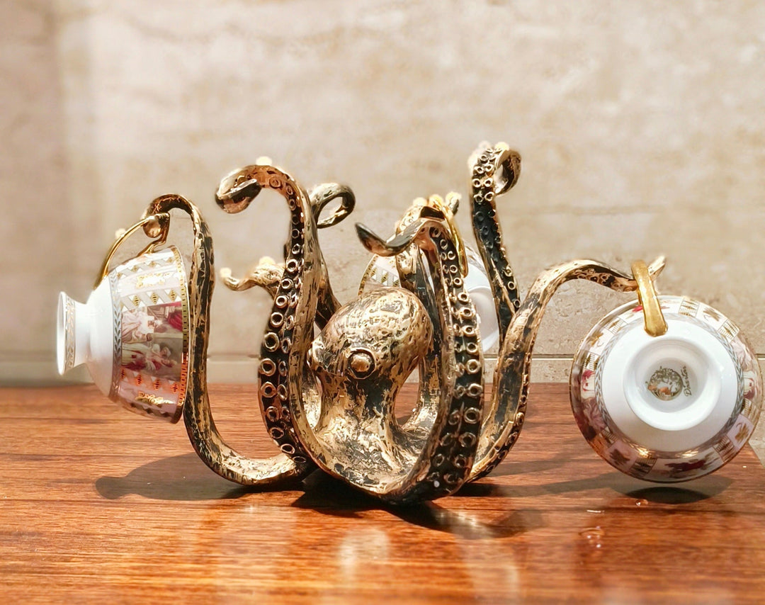 Kraken - Octopus Design Rustic Cruch Holder Bowl