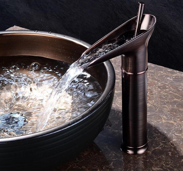 AquaCascade Shower Tap for the Stornfield Sink