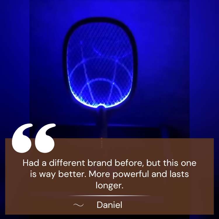 Electric fly swatter with UV light | Stornfield