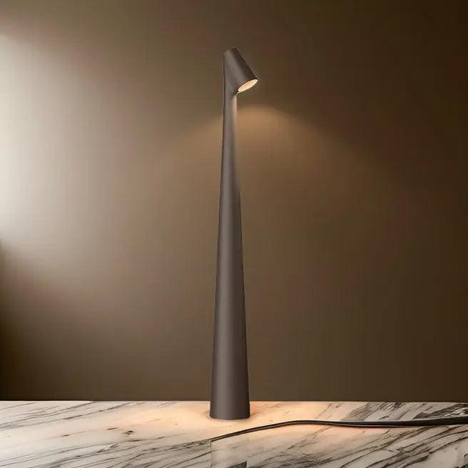 Stornfield | Dorsø - L'ummiere D'apol Table Lamp
