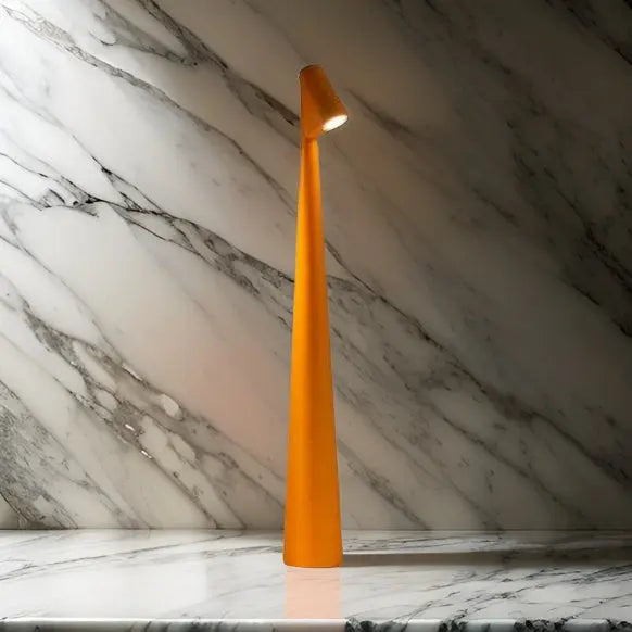 Stornfield | Dorsø - L'ummiere D'apol Table Lamp