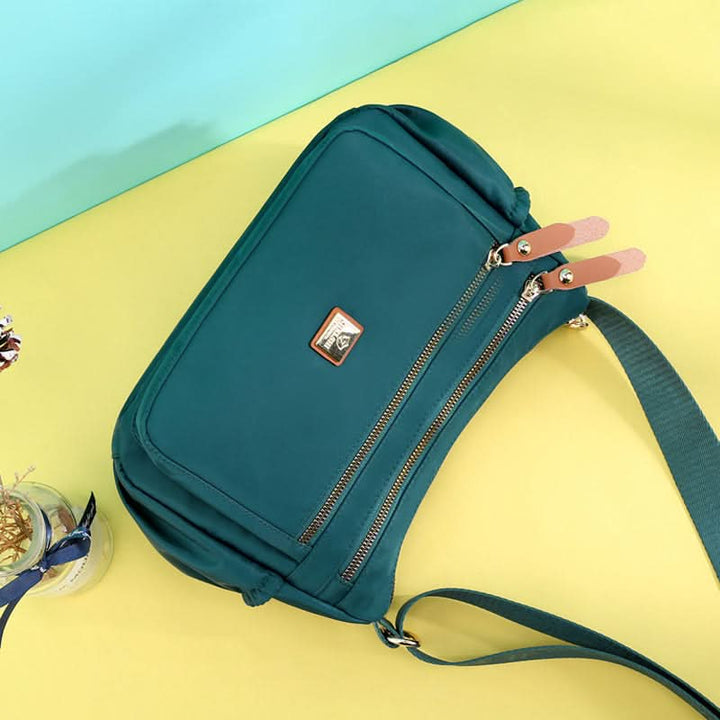Stornfield | Lightweight Nylon Shoulder Bag with Pockets