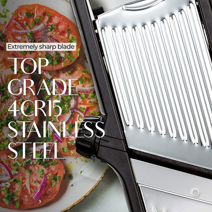 Stornfield | Premium food slicer with cut-resistant gloves