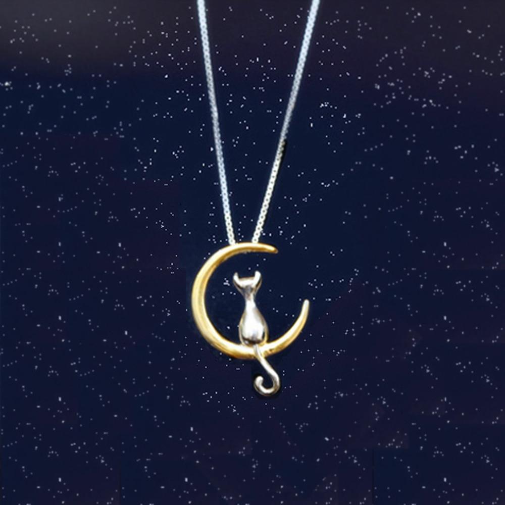 Kat - Moon Swing Necklace | Stornfield