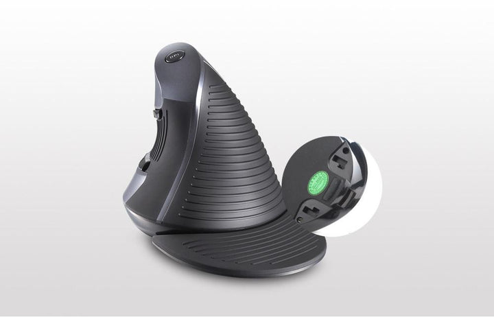 Ergonomic Wireless Vertical Mouse with 6 Buttons | Stornfield