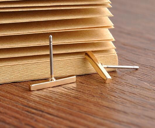 Classic T-Bar Earrings | Stornfield