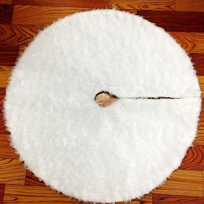 Faux Fur Christmas Tree Skirt | Stornfield