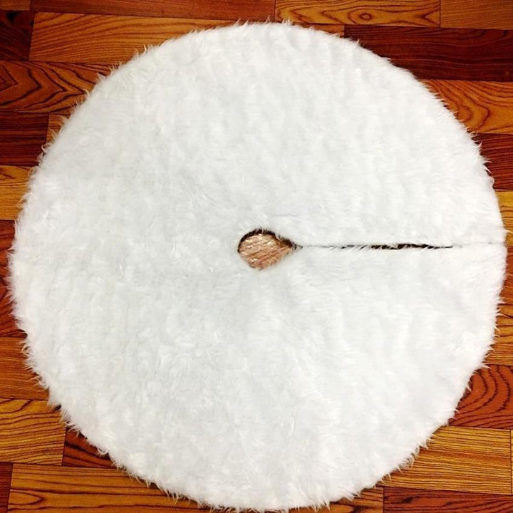 Faux Fur Christmas Tree Skirt | Stornfield