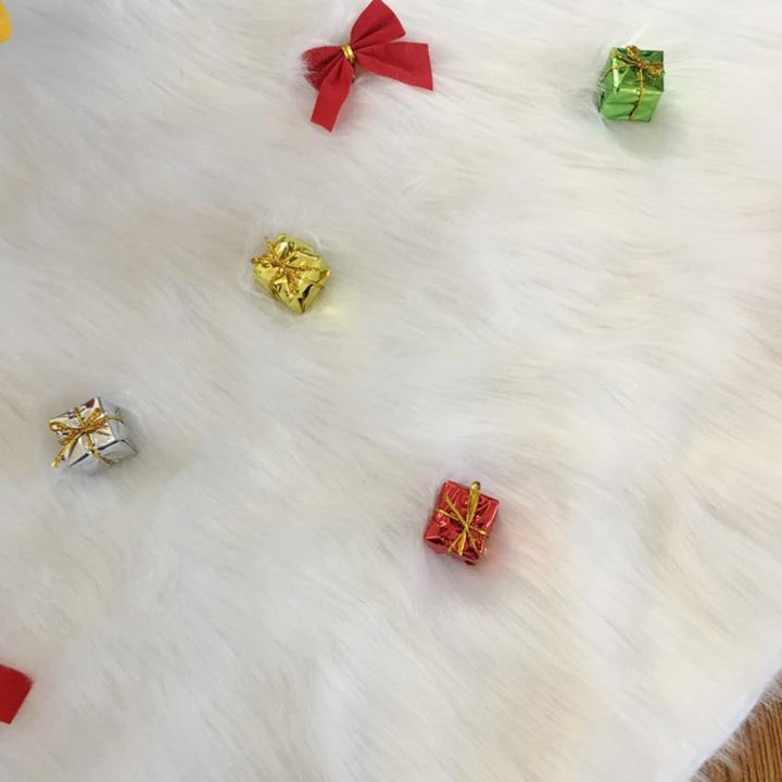 Faux Fur Christmas Tree Skirt | Stornfield