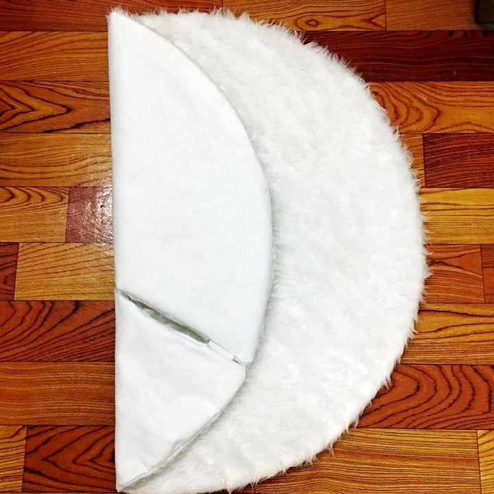 Faux Fur Christmas Tree Skirt | Stornfield