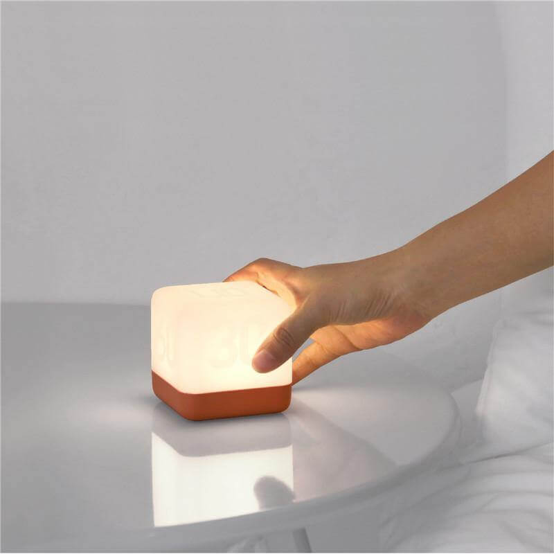 Elegant Creative ChargeaStornfielde Square Night Lamp | Stornfield
