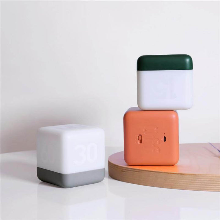 Elegant Creative ChargeaStornfielde Square Night Lamp | Stornfield