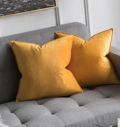 Stornfield | VelvetLuxe – Elegant Velvet Cushion Cover with Refined Details