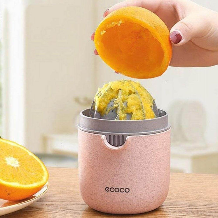 Stornfield | Simple Portable Mini Pastel Juicer