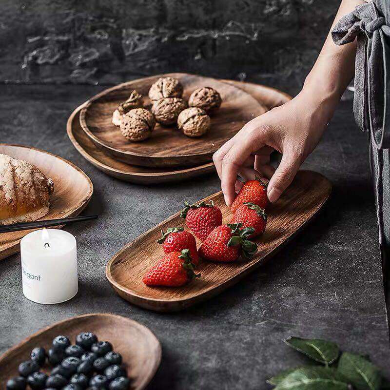 Irregular Natural Wood Plates | Stornfield