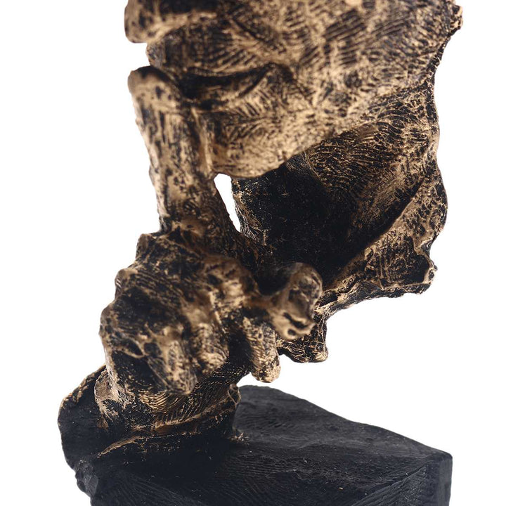 Abstract Gold Sculpture "NordicLine" – Modern Scandinavian Decoration | Stornfield
