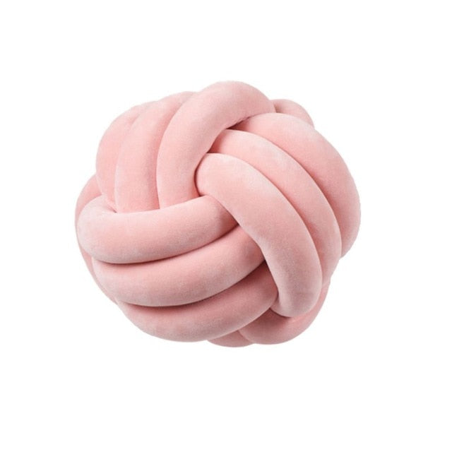 Stornfield | KNOT KISSING CUSHION