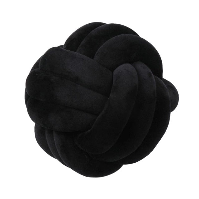 Stornfield | KNOT KISSING CUSHION