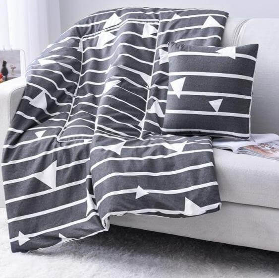 Stornfield | 2-in-1 Pillow Blanket Colorful Cartoon